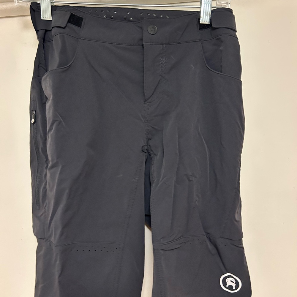 Mountain Bike Shorts - Women’s